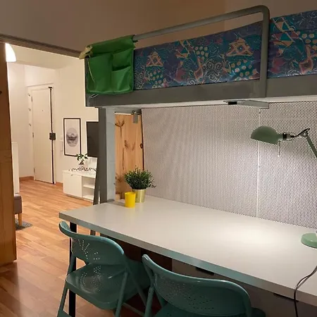 Apartment Besthomestay- Parede