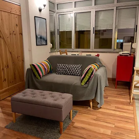 Apartman Besthomestay- Parede